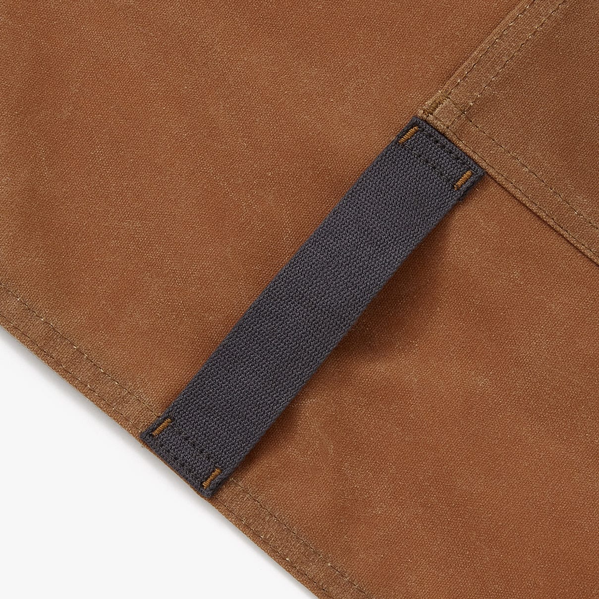Montana Waxman Apron - Image 3